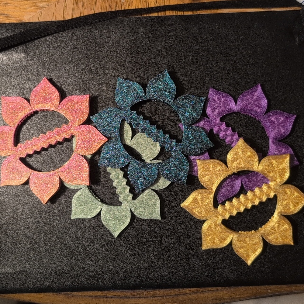 Flower Shirt/Scarf Slide Rings - Picture 8 of 9